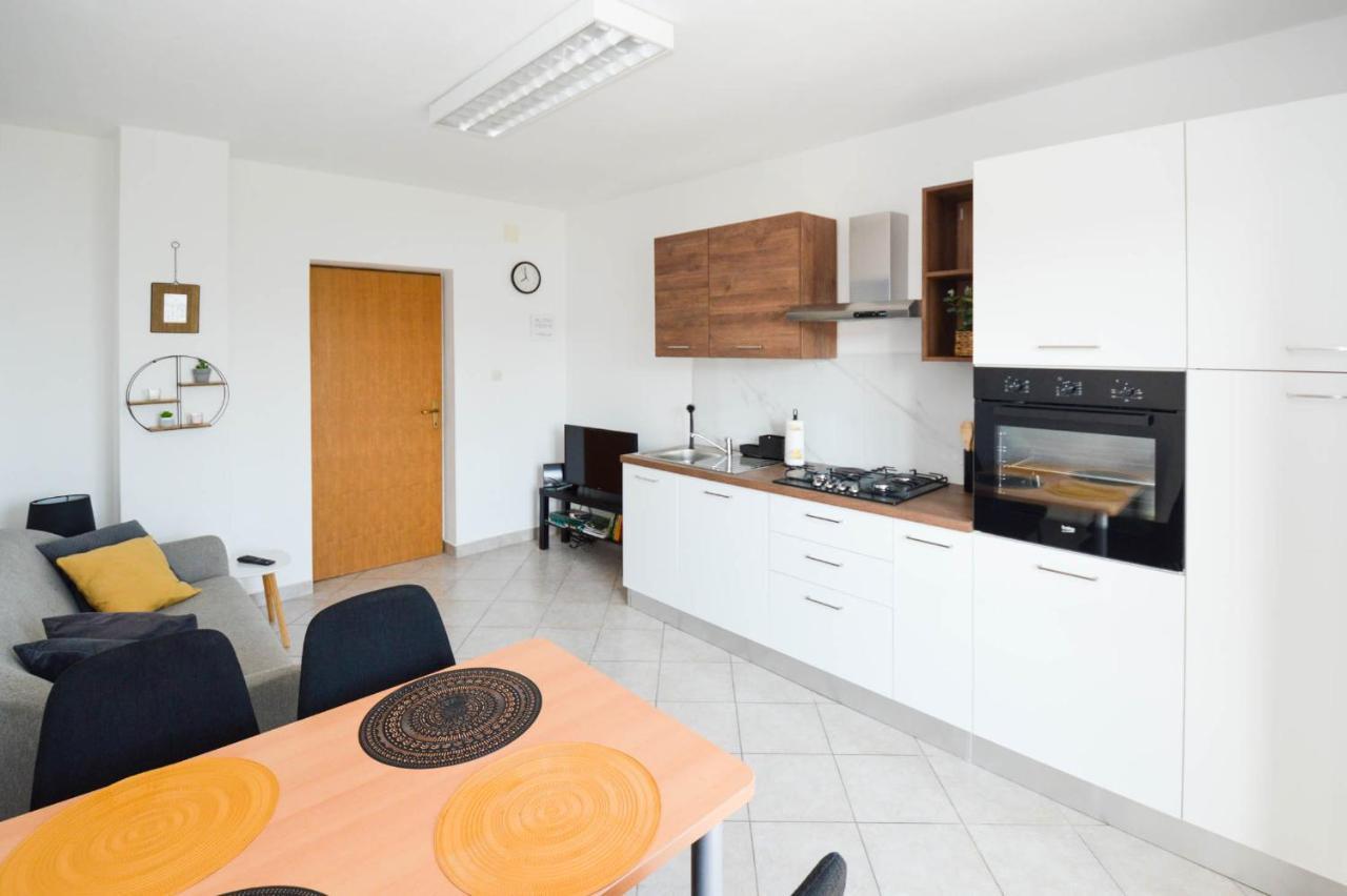 Apartamento Maja Pag Town Exterior foto